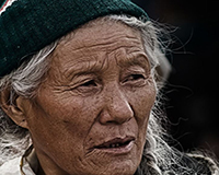 Beautiful Picture of a Granddad. He Deserve the utmost Love.